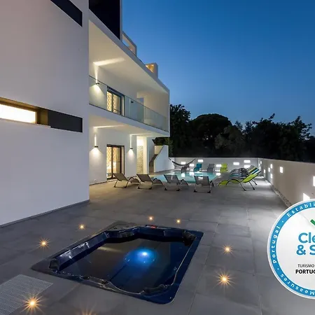 Luxury 47 Villa Albufeira