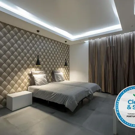 Luxury 47 *