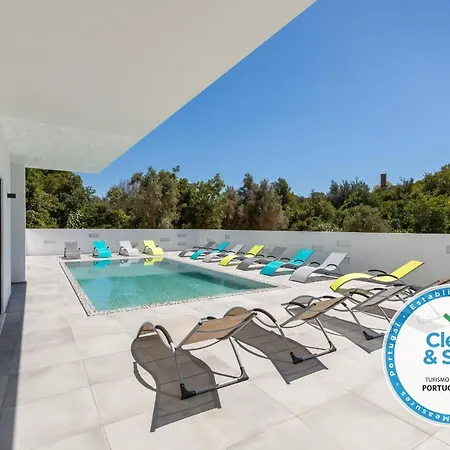 Luxury 47 Villa *